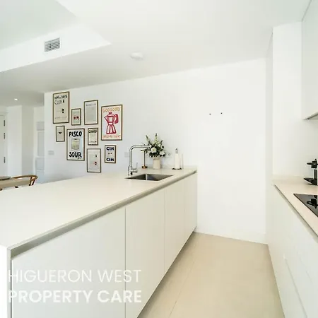 Nordic Delight - 3-bedroom South-facing With Sea Views And Pool, Lomas,
