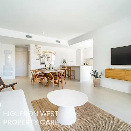 Nordic Delight - 3-bedroom South-facing With Sea Views And Pool, Lomas, Apartamento